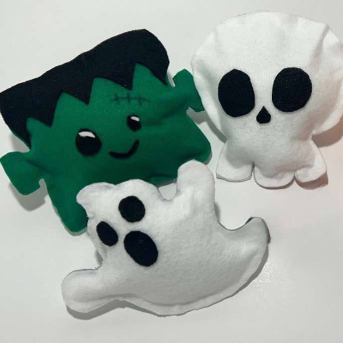 3 felt plushies: frankenstein, ghost, skull